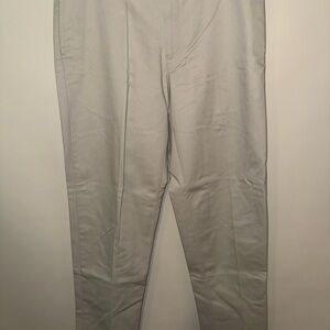 L.L. Bean Classic Fit Chinos Size 34/32